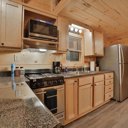Meg Cabin Tiny Rustic Comfort On Lookout Mtn Chattanooga Eksteriør billede