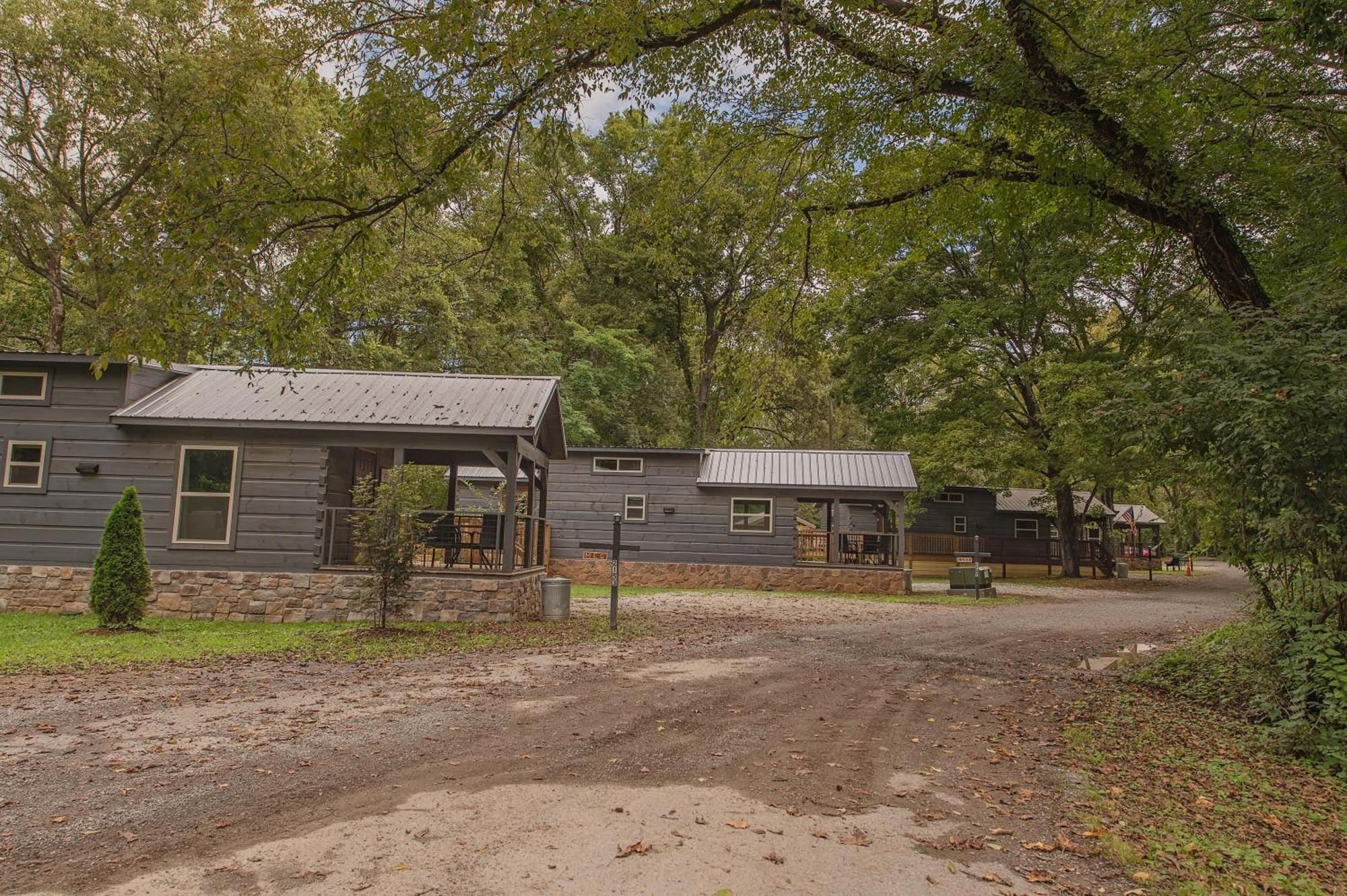 Meg Cabin Tiny Rustic Comfort On Lookout Mtn Chattanooga Eksteriør billede